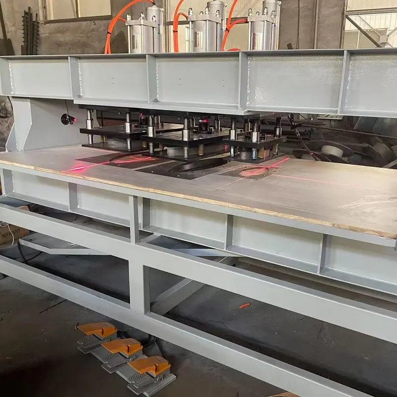 Semi-Automatic Plywood Veneer Patching Machine