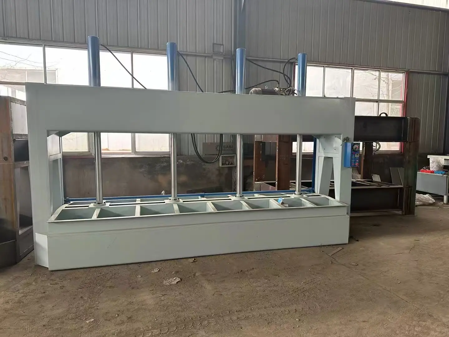Wooden door hydraulic cold press machine